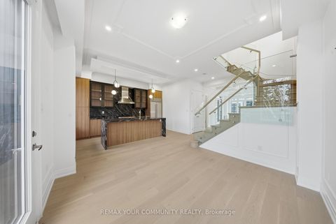 Photo 20 at 44 Globemaster Lane, Oak Ridges, Richmond Hill