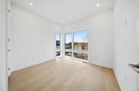 Photo 33 at 44 Globemaster Lane, Oak Ridges, Richmond Hill