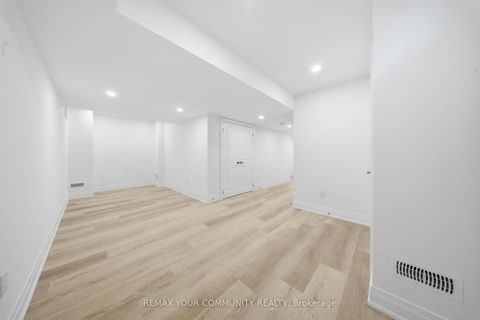 Photo 37 at 44 Globemaster Lane, Oak Ridges, Richmond Hill