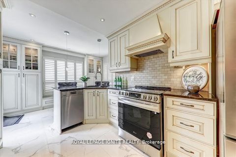 Photo 4 at 26 Halfmoon Square, Highland Creek, Toronto