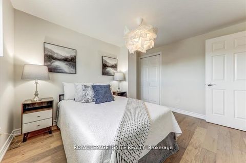 Photo 19 at 26 Halfmoon Square, Highland Creek, Toronto