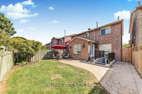 Photo 29 at 26 Halfmoon Square, Highland Creek, Toronto