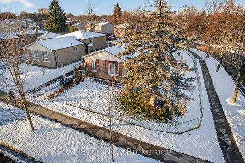 Photo 2 at 138 John Tabor Trail, Malvern, Toronto