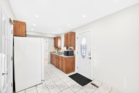 Photo 11 at 138 John Tabor Trail, Malvern, Toronto