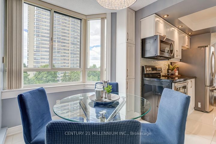 Photo 11 at 604 - 5 Lisa Street, Queen Street Corridor, Brampton