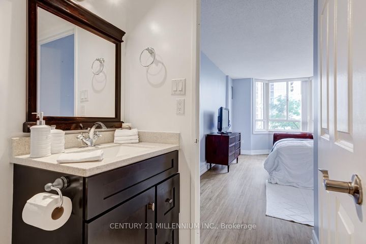 Photo 26 at 604 - 5 Lisa Street, Queen Street Corridor, Brampton