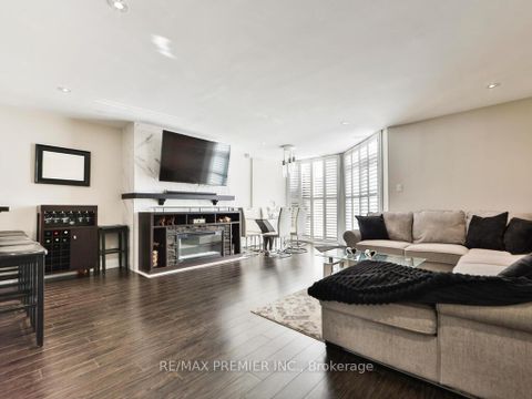 Photo 10 at 8 - 100 Arbors Lane, West Woodbridge, Vaughan
