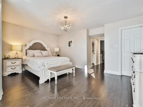 Photo 22 at 8 - 100 Arbors Lane, West Woodbridge, Vaughan