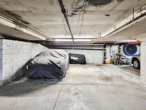 Photo 41 at 8 - 100 Arbors Lane, West Woodbridge, Vaughan