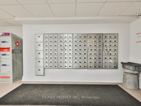 Photo 48 at 8 - 100 Arbors Lane, West Woodbridge, Vaughan