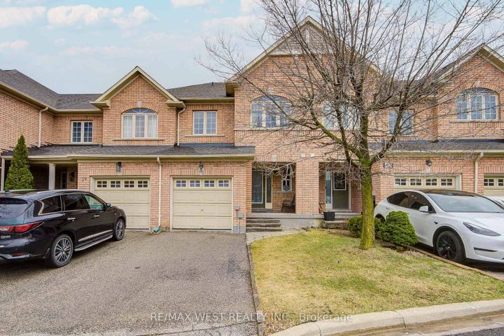 Photo 0 at 41 Lacebark Court, Wellington, Brampton