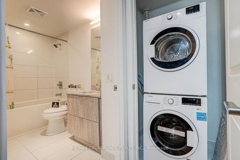 Photo 34 at 3205 - 395 Bloor Street E, North St. James Town, Toronto