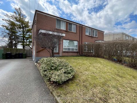 Photo 2 at 33 Chelwood Road, Ionview, Toronto