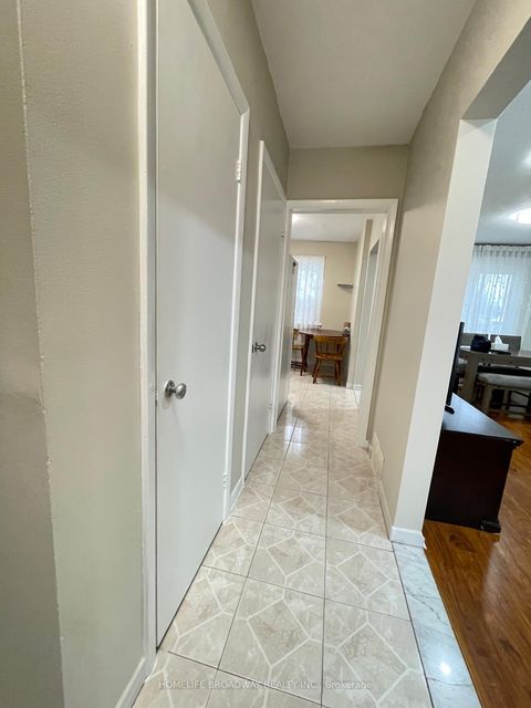 Photo 5 at 33 Chelwood Road, Ionview, Toronto