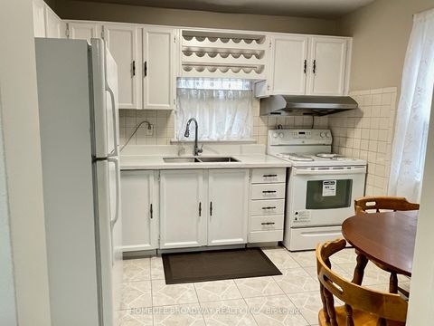 Photo 10 at 33 Chelwood Road, Ionview, Toronto