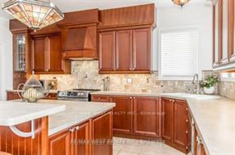 Photo 8 at 118 Succession Crescent, Shore, Barrie