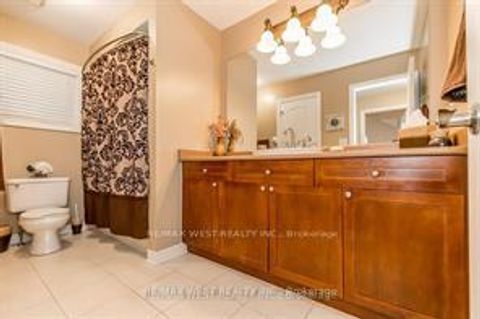 Photo 38 at 118 Succession Crescent, Shore, Barrie