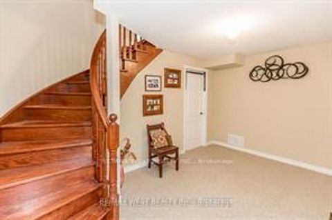 Photo 41 at 118 Succession Crescent, Shore, Barrie