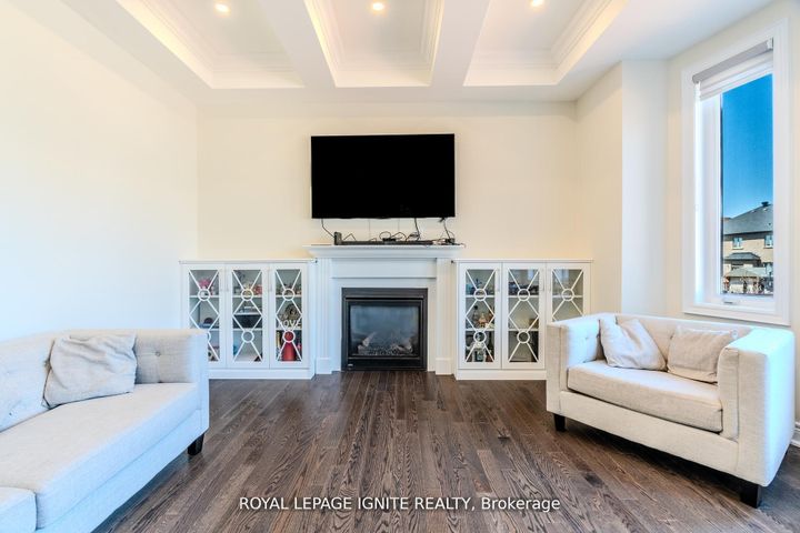 Photo 14 at 73 Kentwood Crescent, Box Grove, Markham