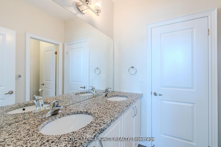 Photo 21 at 73 Kentwood Crescent, Box Grove, Markham