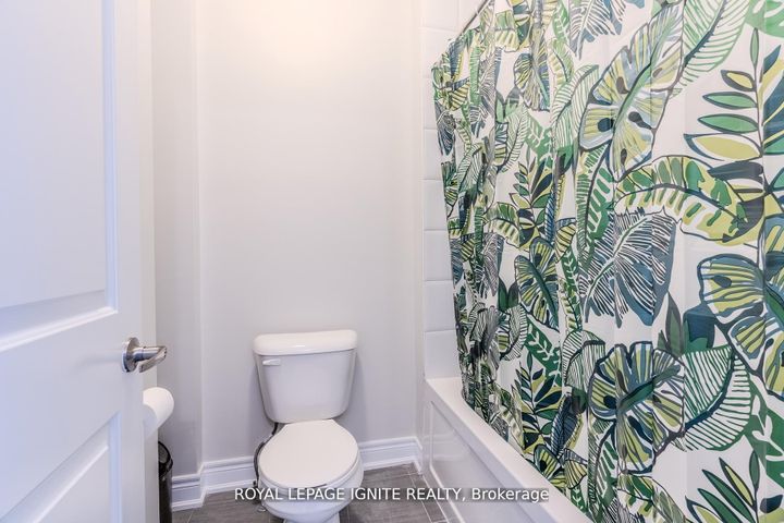 Photo 22 at 73 Kentwood Crescent, Box Grove, Markham