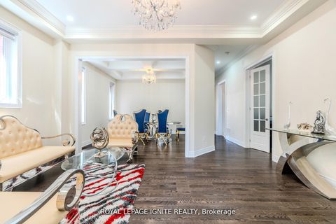 Photo 5 at 73 Kentwood Crescent, Box Grove, Markham