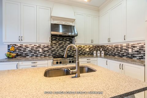 Photo 9 at 73 Kentwood Crescent, Box Grove, Markham