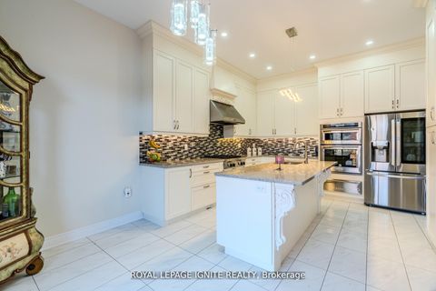 Photo 11 at 73 Kentwood Crescent, Box Grove, Markham