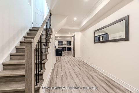 Photo 35 at 73 Kentwood Crescent, Box Grove, Markham