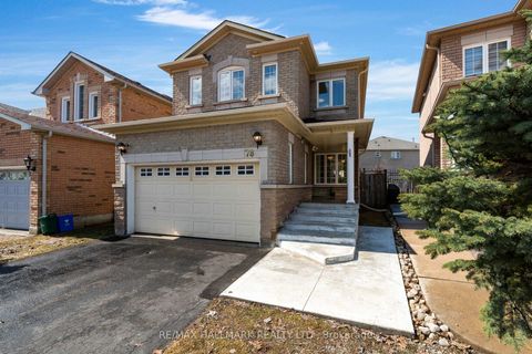 Photo 3 at 78 Sunridge Street, Oak Ridges, Richmond Hill