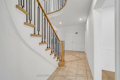 Photo 7 at 391 Hickling Trail, Grove East, Barrie