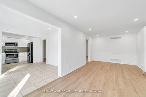 Photo 12 at 391 Hickling Trail, Grove East, Barrie