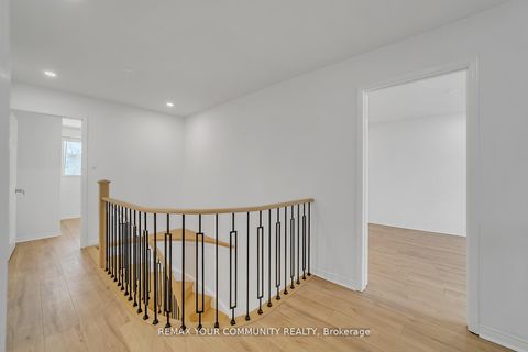 Photo 18 at 391 Hickling Trail, Grove East, Barrie