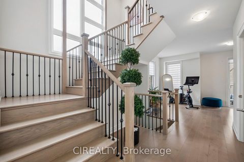 Photo 10 at 325 Laplante Street, Summerhill Estates, Newmarket