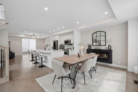 Photo 16 at 325 Laplante Street, Summerhill Estates, Newmarket