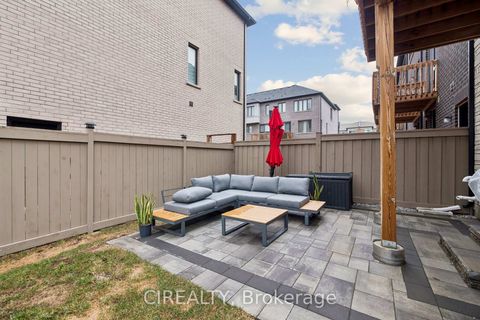 Photo 33 at 325 Laplante Street, Summerhill Estates, Newmarket