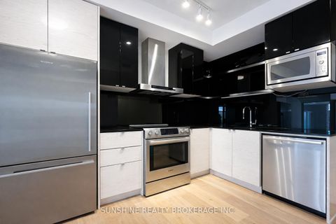 Photo 15 at 223 - 72 Esther Shiner Boulevard, Bayview Village, Toronto