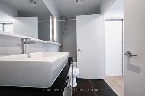 Photo 25 at 223 - 72 Esther Shiner Boulevard, Bayview Village, Toronto