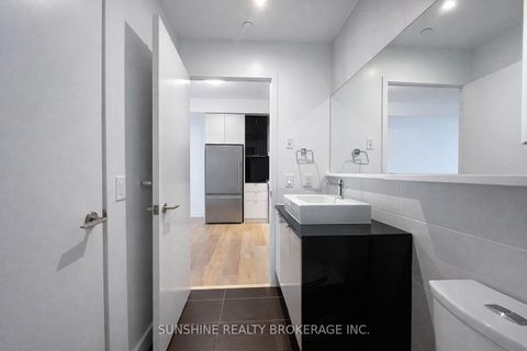 Photo 26 at 223 - 72 Esther Shiner Boulevard, Bayview Village, Toronto