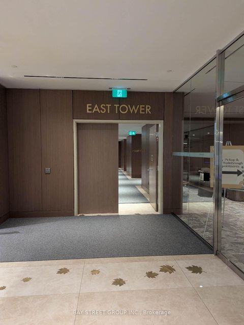 Photo 2 at 4210 - 1 Concord Cityplace Way, Waterfront Communities C1, Toronto