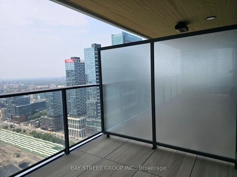 Photo 8 at 4210 - 1 Concord Cityplace Way, Waterfront Communities C1, Toronto