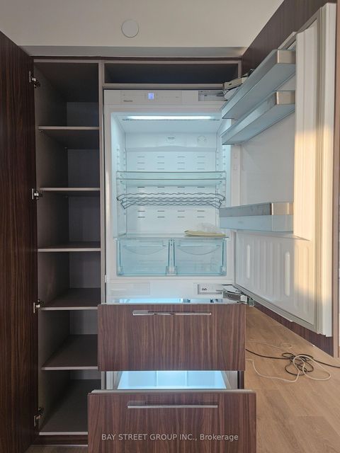 Photo 16 at 4210 - 1 Concord Cityplace Way, Waterfront Communities C1, Toronto