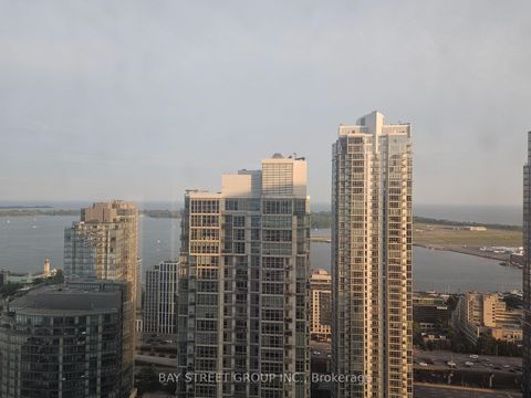 Photo 18 at 4210 - 1 Concord Cityplace Way, Waterfront Communities C1, Toronto