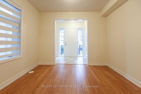 Photo 3 at 42 Dandara Gate, Steeles West Industrial, Vaughan