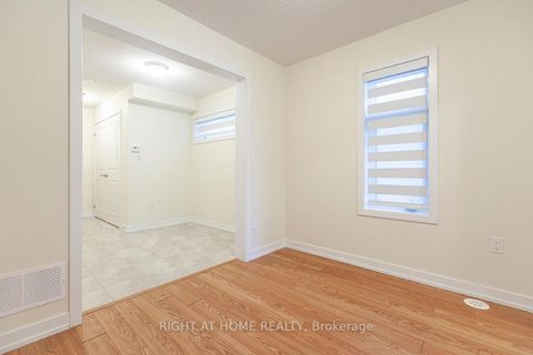 Photo 5 at 42 Dandara Gate, Steeles West Industrial, Vaughan