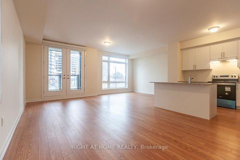 Photo 9 at 42 Dandara Gate, Steeles West Industrial, Vaughan