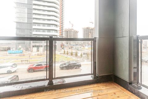 Photo 18 at 42 Dandara Gate, Steeles West Industrial, Vaughan