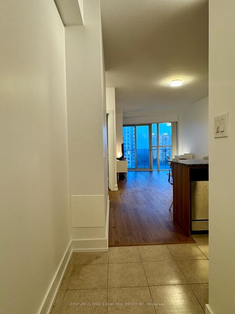 Photo 2 at 903 - 50 Absolute Avenue, City Centre, Mississauga