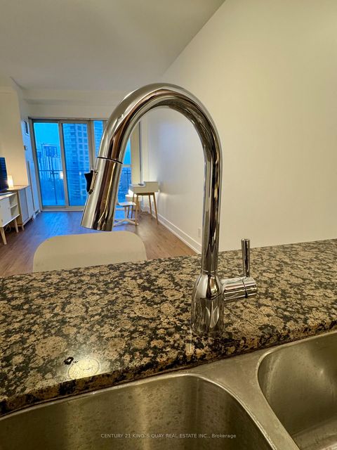 Photo 8 at 903 - 50 Absolute Avenue, City Centre, Mississauga