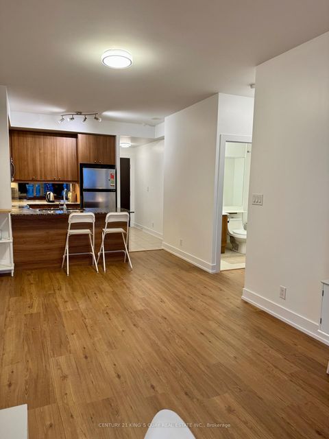 Photo 10 at 903 - 50 Absolute Avenue, City Centre, Mississauga